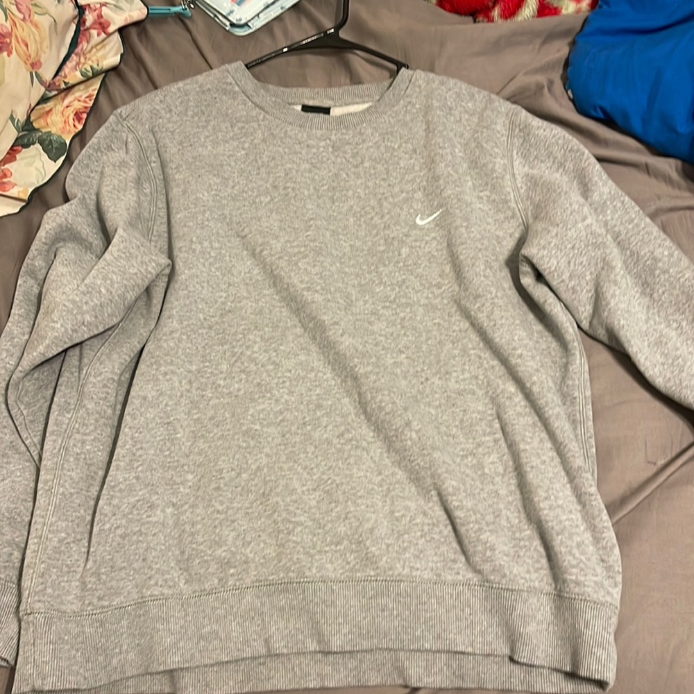 Nike crewneck